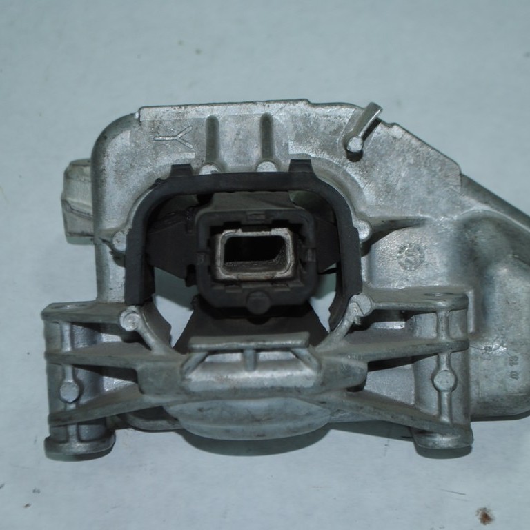 Citroen C3 Sağ Motor Kulagı
